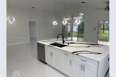 6257 Coral Reef Ter, Boynton Beach, FL 33437 - Photo 5