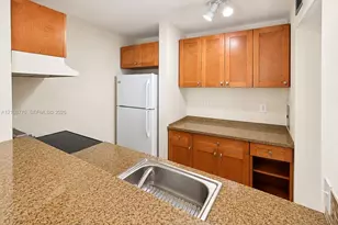 10500 SW 108th Ave, Miami, FL 33176 - Photo 3