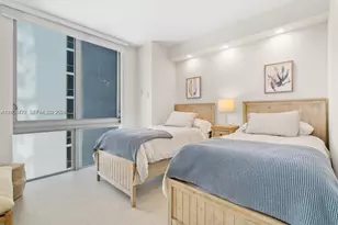 16385 Biscayne Blvd, North Miami Beach, FL 33160 - Photo 17