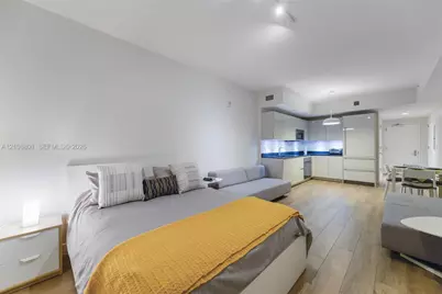1010 Brickell Ave #3710, Miami, FL 33131 - Photo 7