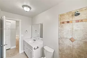 9611 Johnson St, Pembroke Pines, FL 33024 - Photo 7