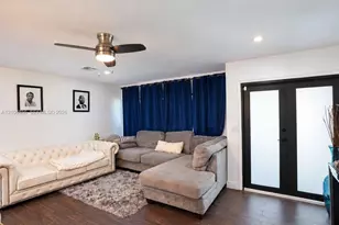 10360 NW 40th Pl, Coral Springs, FL 33065 - Photo 17