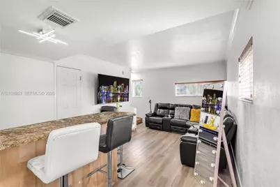 5611 W 25th Ct #21-A, Hialeah, FL 33016 - Photo 1