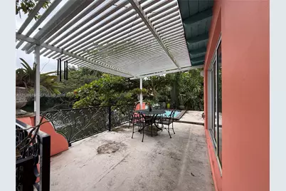 388 NE 85th St #Rear, El Portal, FL 33138 - Photo 15