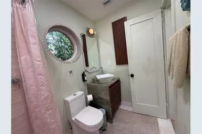 388 NE 85th St #Rear, El Portal, FL 33138 - Photo 13