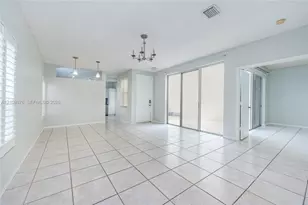 1571 Seagrape Way, Hollywood, FL 33019 - Photo 5