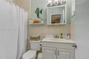 8931 SW 156th St, Palmetto Bay, FL 33157 - Photo 13