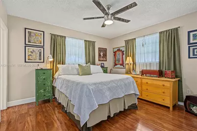 8931 SW 156th St, Palmetto Bay, FL 33157 - Photo 11