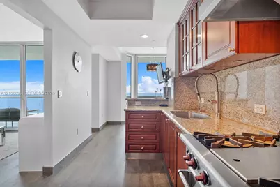 17875 Collins Ave #3005, Sunny Isles Beach, FL 33160 - Photo 13