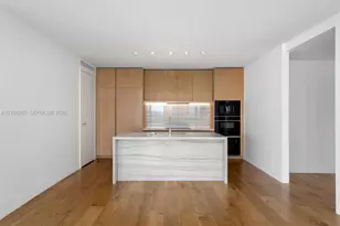 8701 Collins Ave, Miami Beach, FL 33154 - Photo 33