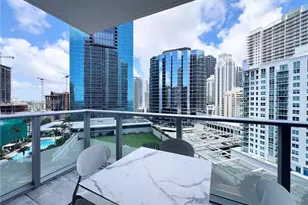 1300 Brickell Bay Dr, Miami, FL 33131 - Photo 27
