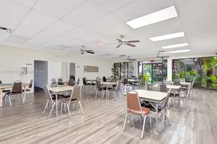9900 Sunrise Lakes Blvd, Sunrise, FL 33322 - Photo 21
