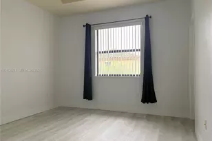 8861 W 35th Ave, Hialeah, FL 33018 - Photo 17