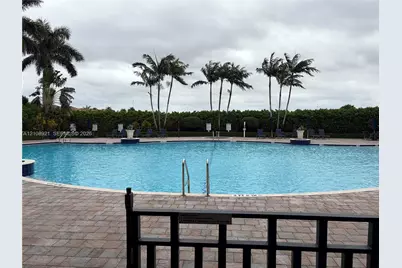 8861 W 35th Ave, Hialeah, FL 33018 - Photo 33