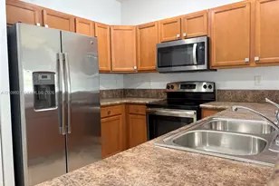 8861 W 35th Ave, Hialeah, FL 33018 - Photo 9