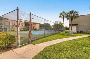 10840 N Kendall Dr, Miami, FL 33176 - Photo 25