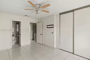 3979 W 9th Ct, Hialeah, FL 33012 - Photo 15