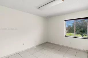 3979 W 9th Ct, Hialeah, FL 33012 - Photo 13