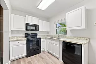 1450 NW 175th St, Miami Gardens, FL 33169 - Photo 27
