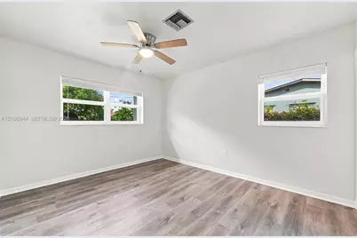 1450 NW 175th St, Miami Gardens, FL 33169 - Photo 11