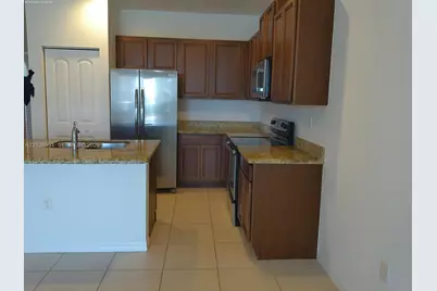 1088 NW 33rd Ct, Pompano Beach, FL 33064 - Photo 7