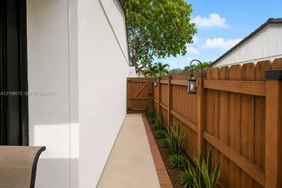 15071 SW 127th Ct, Miami, FL 33186 - Photo 19