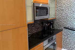 6365 Collins Ave, Miami Beach, FL 33141 - Photo 7
