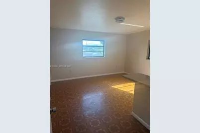 683 E 19th St, Hialeah, FL 33013 - Photo 7