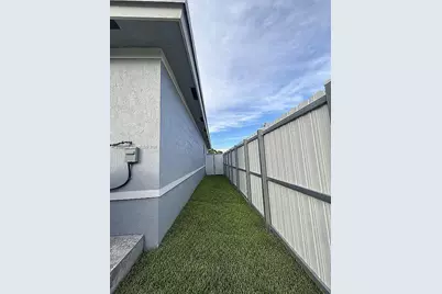 22066 Miami Ave, Miami, FL 33170 - Photo 11
