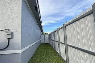 22066 Miami Ave, Miami, FL 33170 - Photo 11