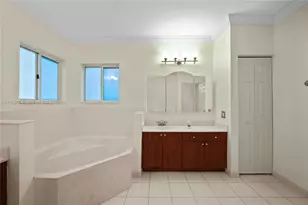 2376 SE 17th Terrace, Homestead, FL 33035 - Photo 17