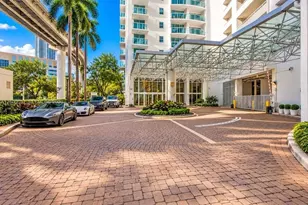 41 SE 5th St, Miami, FL 33131 - Photo 29