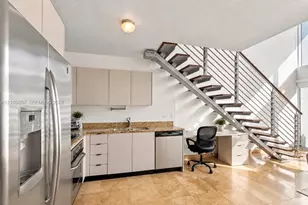 41 SE 5th St, Miami, FL 33131 - Photo 7