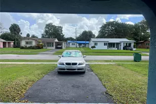 3571 NW 7th Ct, Lauderhill, FL 33311 - Photo 13