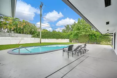 20220 Highland Lakes Blvd, Miami, FL 33179 - Photo 19