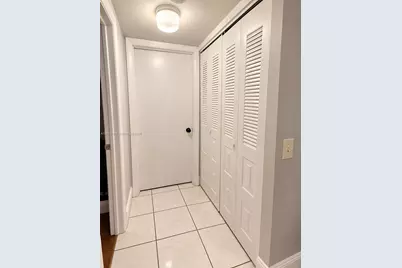 3285 Foxcroft Rd #E206, Miramar, FL 33025 - Photo 13