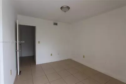 2750 W 76th St #210, Hialeah, FL 33016 - Photo 21