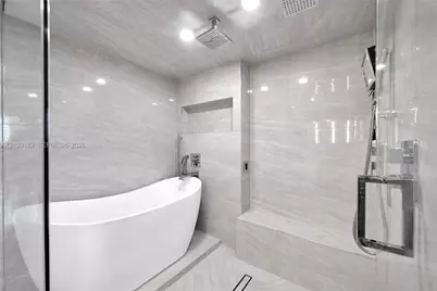 9 Island Ave #714, Miami Beach, FL 33139 - Photo 29