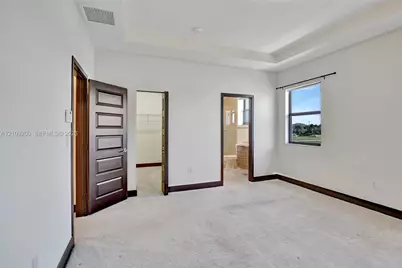 16011 NW 91st Ct, Miami Lakes, FL 33018 - Photo 15