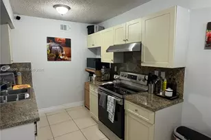 9764 NW 46th Terrace, Doral, FL 33178 - Photo 19