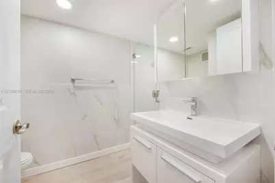 10421 SW 76th St #10421, Miami, FL 33173 - Photo 3