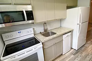 2815 NE 33rd Ave, Fort Lauderdale, FL 33308 - Photo 13