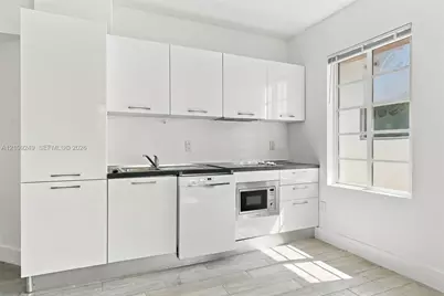 811 Jefferson Ave #201, Miami Beach, FL 33139 - Photo 3