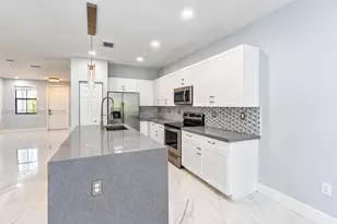 3567 W 110th Terrace, Hialeah, FL 33018 - Photo 7