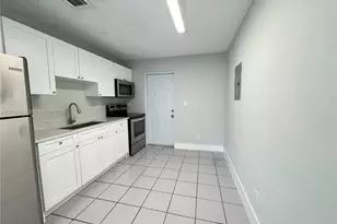 34 SW 5th Ave, Dania Beach, FL 33004 - Photo 3