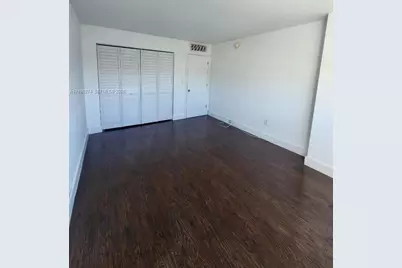 2016 Bay Dr #304, Miami Beach, FL 33141 - Photo 23