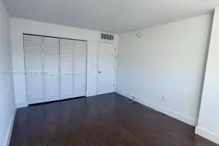 2016 Bay Dr, Miami Beach, FL 33141 - Photo 23