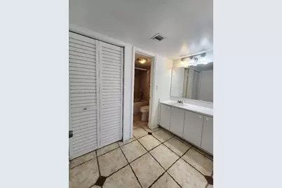 2016 Bay Dr #304, Miami Beach, FL 33141 - Photo 17