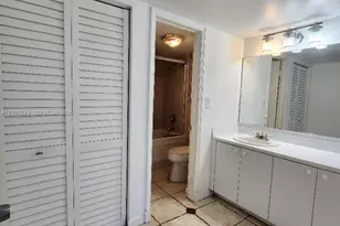 2016 Bay Dr, Miami Beach, FL 33141 - Photo 17