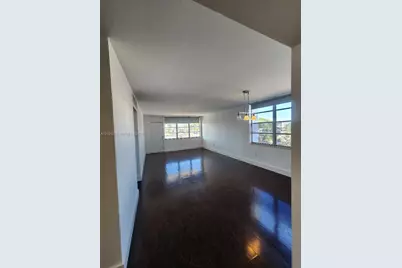 2016 Bay Dr #304, Miami Beach, FL 33141 - Photo 7